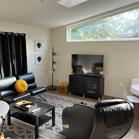 Paradise Oasis Near Lake *Full Body Massage Chair* Longview Exterior foto