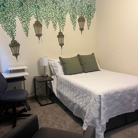 Paradise Oasis Near Lake *Full Body Massage Chair* Longview Exterior foto